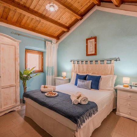 S'Apposentu - Un'Angolo Di Paradiso Con La Vista Sul Castello Bosa Esterno foto