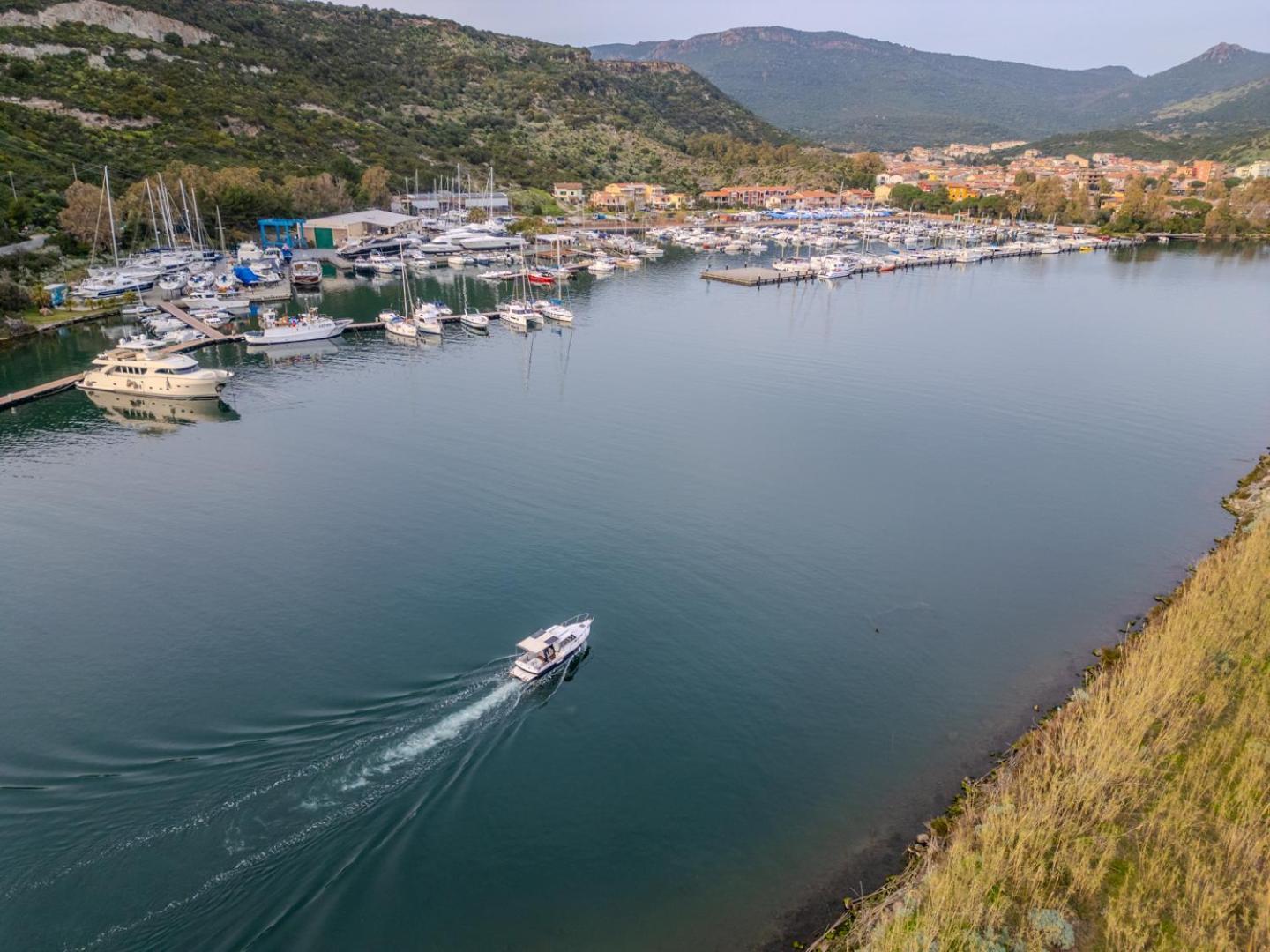 S'Apposentu - Un'Angolo Di Paradiso Con La Vista Sul Castello Bosa Esterno foto