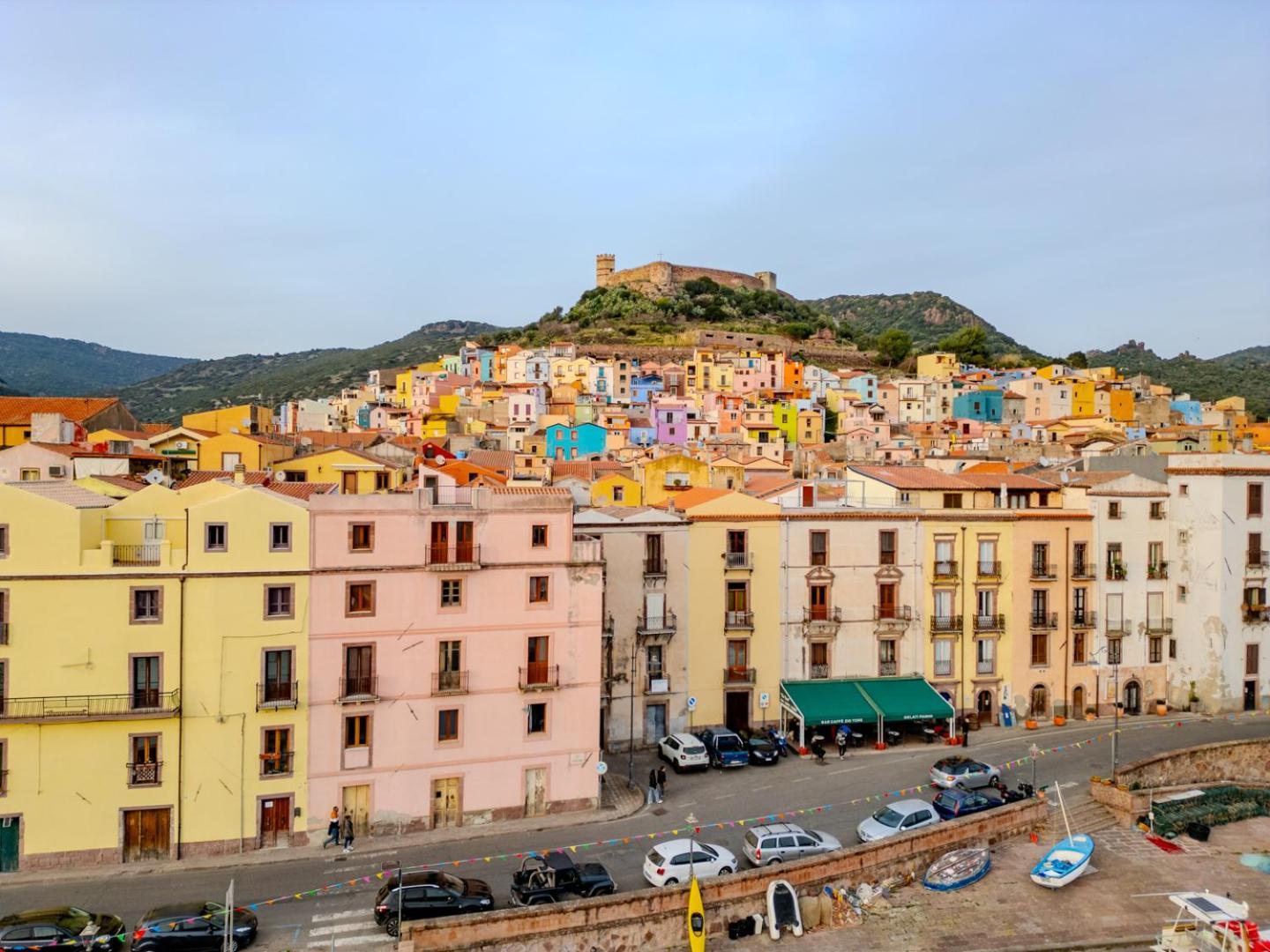S'Apposentu - Un'Angolo Di Paradiso Con La Vista Sul Castello Bosa Esterno foto